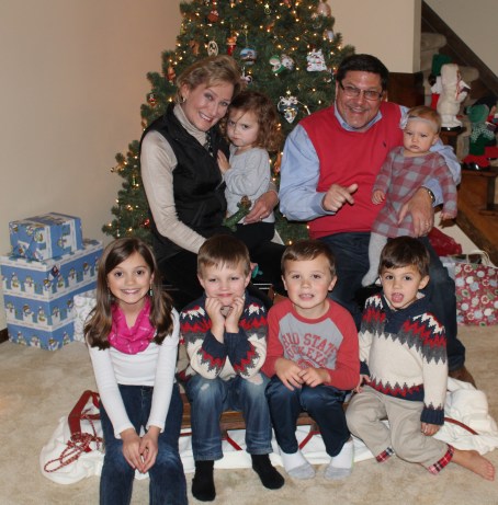 Bob and Diana with all grandkids